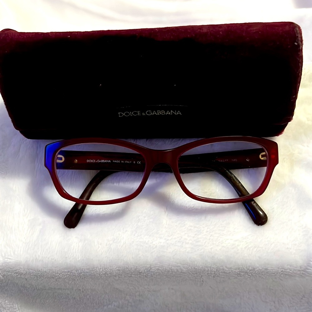 Dolce Gabbana Timeless Bordeaux frames